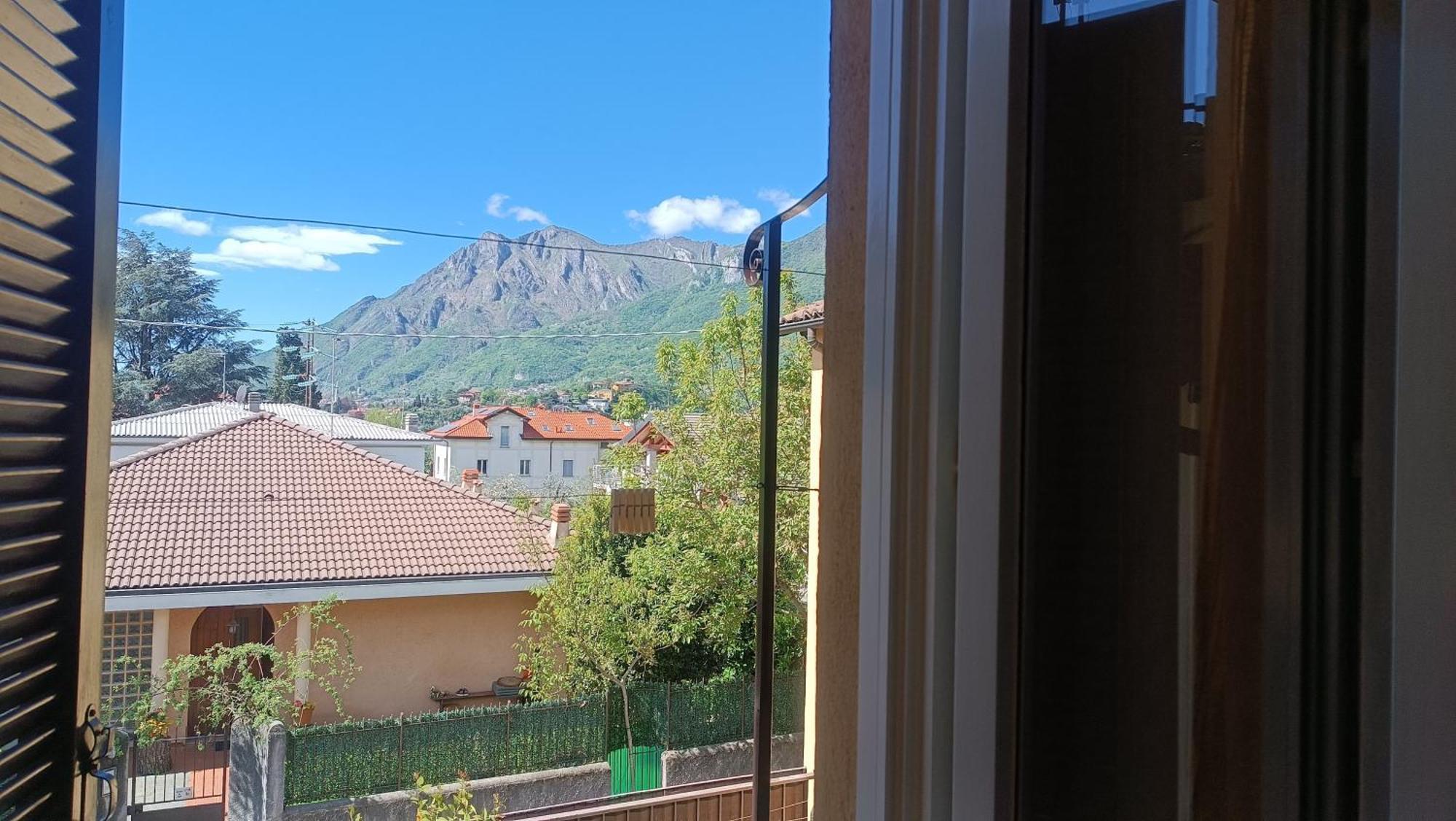Il Meglio Al Minimo Apartment Lecco Luaran gambar
